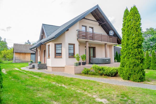 Dwa domy w cenie jednego - do zamieszkania - nad jeziorem - Brudnów