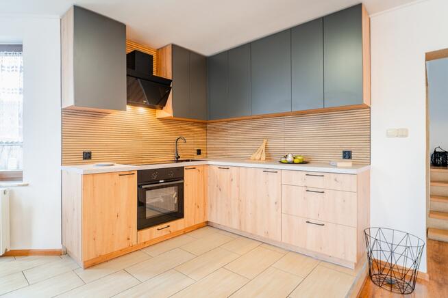 Dwa domy w cenie jednego - do zamieszkania - nad jeziorem - Brudnów