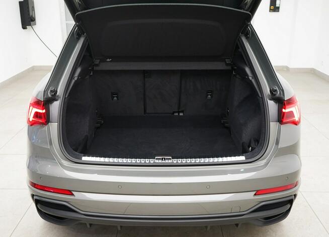 Audi Q3 40TFSI Quattro 190KM Sline Kamera ACC LED Sonos Black