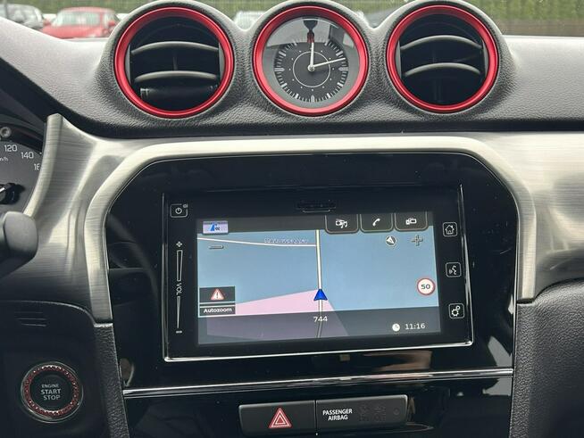 Suzuki Vitara XENONY*NAVI*Kamera*Cofania*Grzane*Fotele*Klimatronik*Serwis*ASO