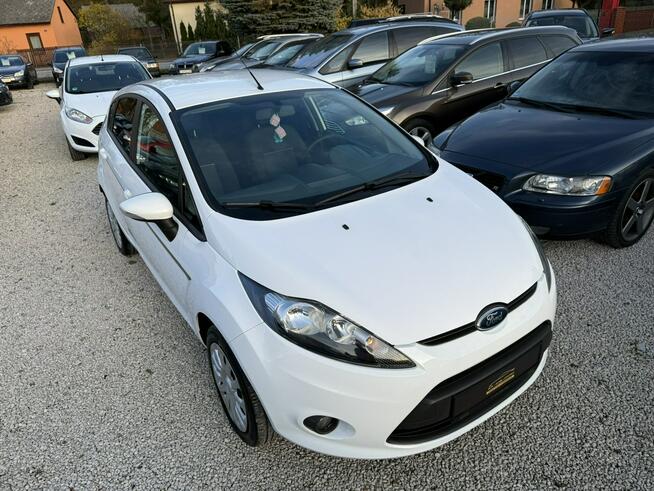 Ford Fiesta Stary, dobry motor; 2012 pierwsza rejestracja.