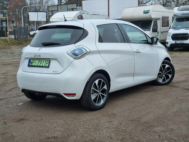 Renault Zoe Intense 2017 Pompa ciepła Kamera 40kWh 90KM Zero emisji SOH89% PCC0%