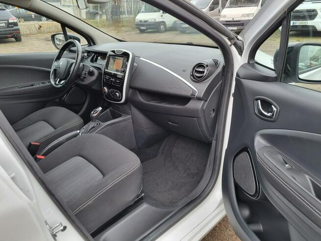 Renault Zoe Intense 2017 Pompa ciepła Kamera 40kWh 90KM Zero emisji SOH89% PCC0%