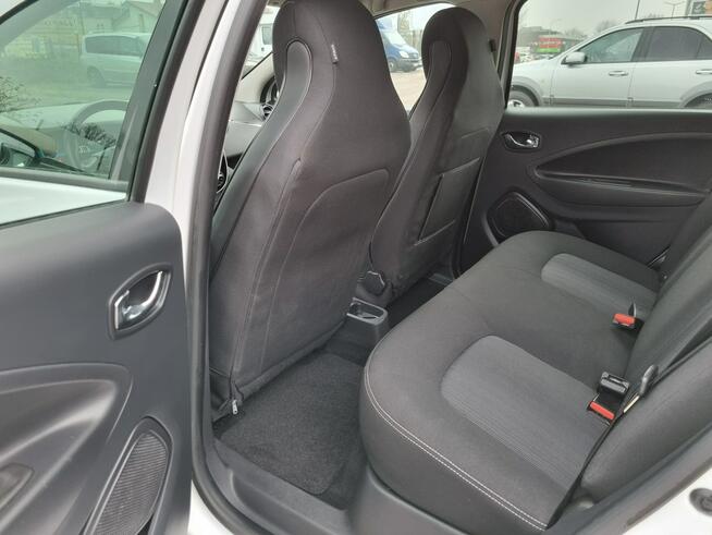 Renault Zoe Intense 2017 Pompa ciepła Kamera 40kWh 90KM Zero emisji SOH89% PCC0%