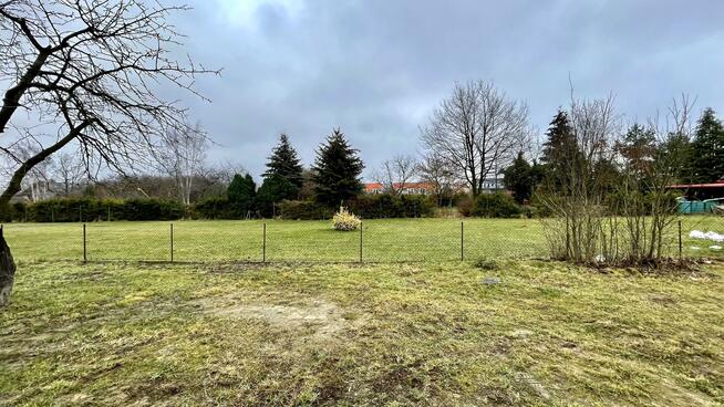 Dom Jeszkowice gm. Czernica, Truskawkowa