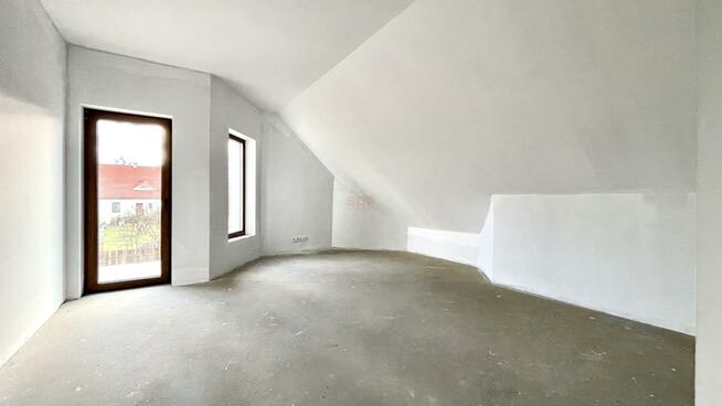 Dom Jeszkowice gm. Czernica, Truskawkowa