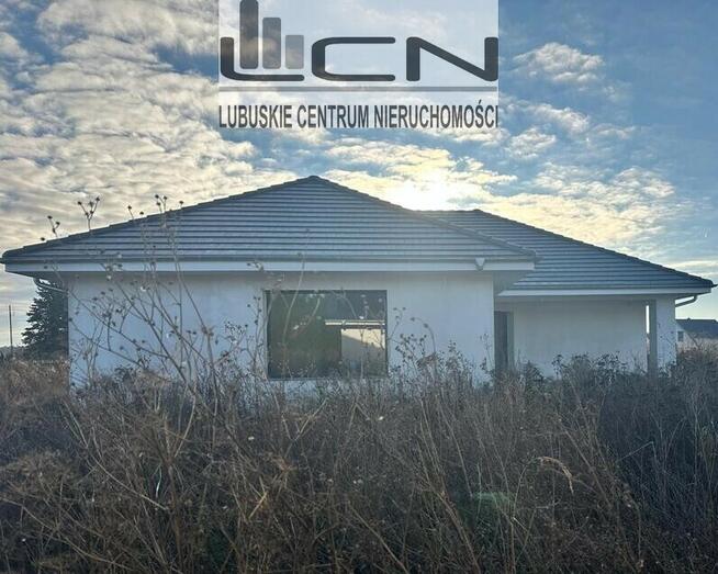 Na sprzedaż wolnostojący dom parterowy Gorzów