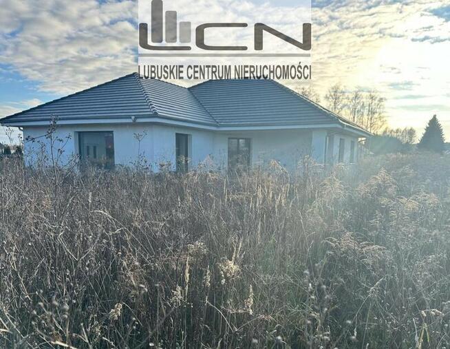 Na sprzedaż wolnostojący dom parterowy Gorzów