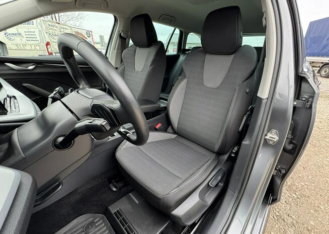 Škoda Octavia Selection 1.5m-HEV DSG 2024 FV VAT23% Gwarancja Hak Holowniczy