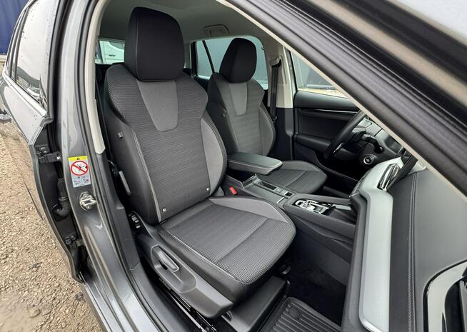 Škoda Octavia Selection 1.5m-HEV DSG 2024 FV VAT23% Gwarancja Hak Holowniczy