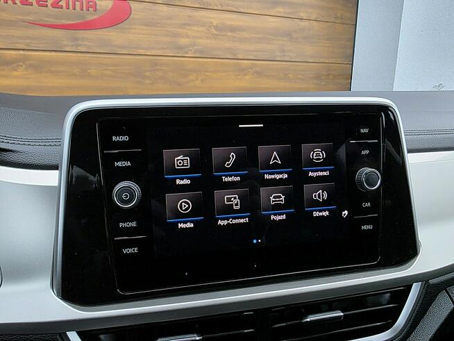 Volkswagen T-Roc serwis ASO, nawigacja, Full Led