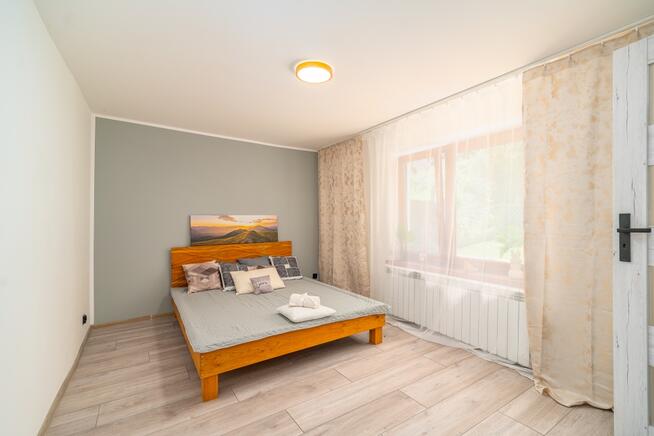 Dom w Beskidach z sauną i balią, 85 m² – gotowy do zamieszkania lub do wynajmu, Sucha Beskidzka ul.