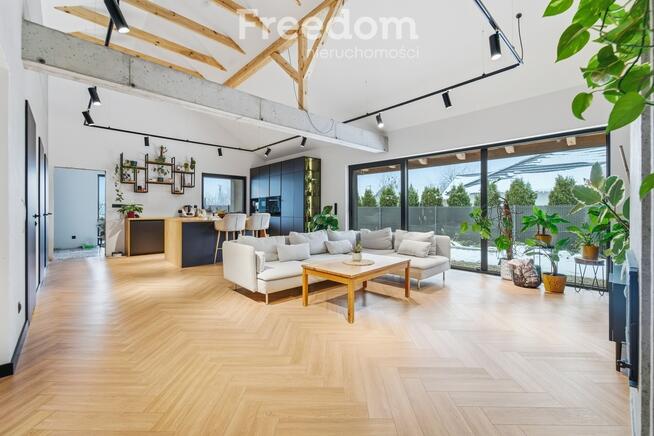 Nowy nowoczesny dom w pełni wyposażony