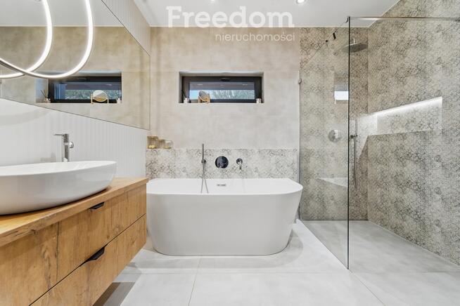 Nowy nowoczesny dom w pełni wyposażony