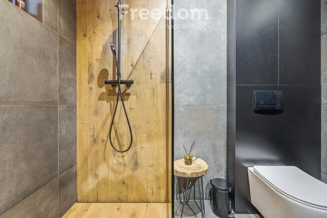 Nowy nowoczesny dom w pełni wyposażony