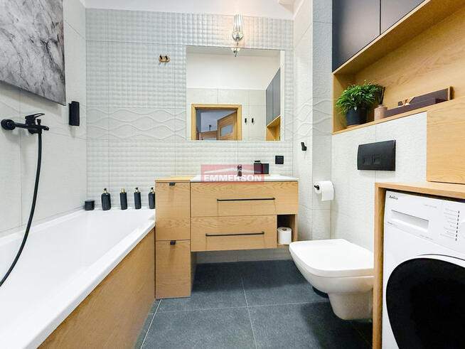 Bez Prowizji, Borowinowa 2, 3-pokoje