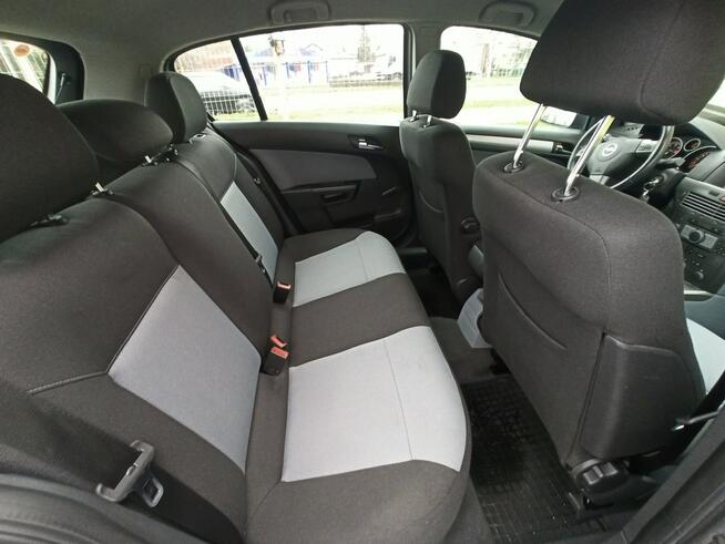Opel Astra serwis, bogata, bez rdzy, II kpl kół