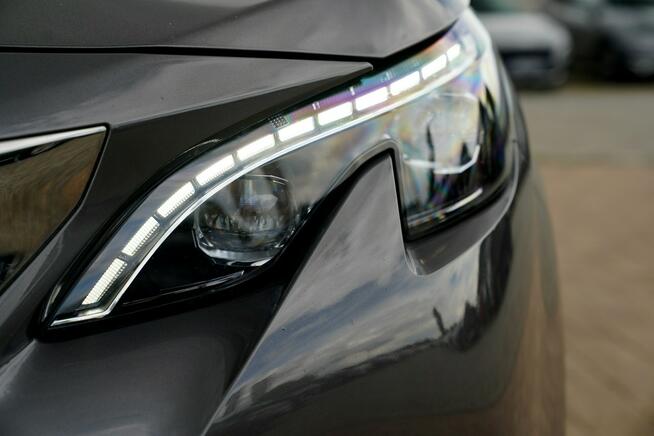 Peugeot 3008 GT kamera skóra NAWI masaze FUL LED el.klapa panorama acc hak ful op.