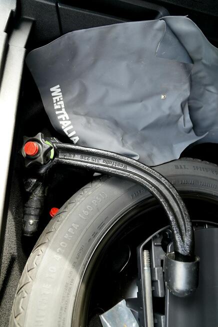 Peugeot 3008 GT kamera skóra NAWI masaze FUL LED el.klapa panorama acc hak ful op.