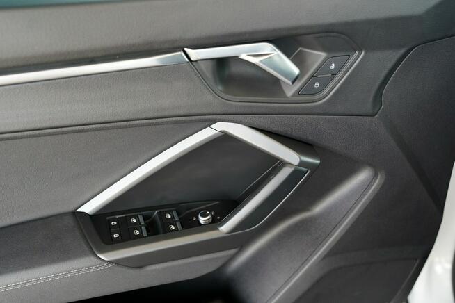 Audi Q3 S-LINE skóra FUL LED parktonik NAWI alusy zawieszenie ADC pelna elek.