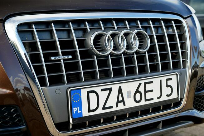 Audi Q5 S-LINE skora nawi zawieszenie adaptacyjne 4x4 grzane fotele hak elek.