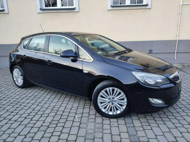 Opel Astra Bardzo dobry stan, LPG, Alufelgi 17", Klimatronik.