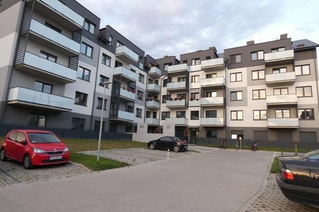 Pakosławska 46, kawalerka z miejscem postojowym