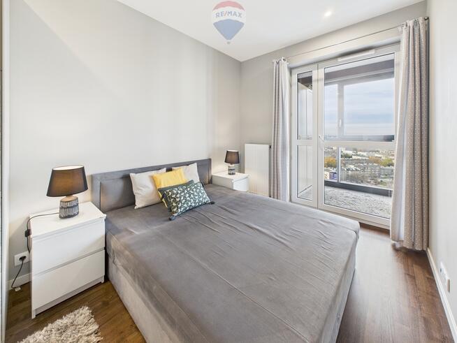 Apartament 2-pokojowy w chmurach – 16. piętro