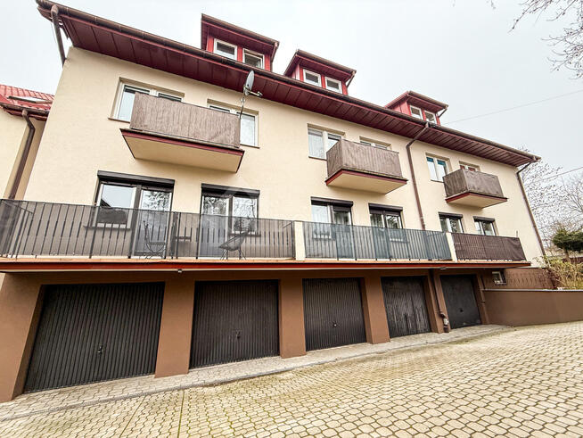 3 pokoje mieszkanie 77m² plus garaż Baranówek