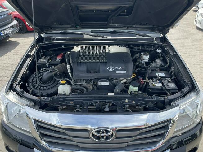Toyota Hilux Exclusive 4x4 Skóra Klimatronik Podgrzewanie Hak 171KM
