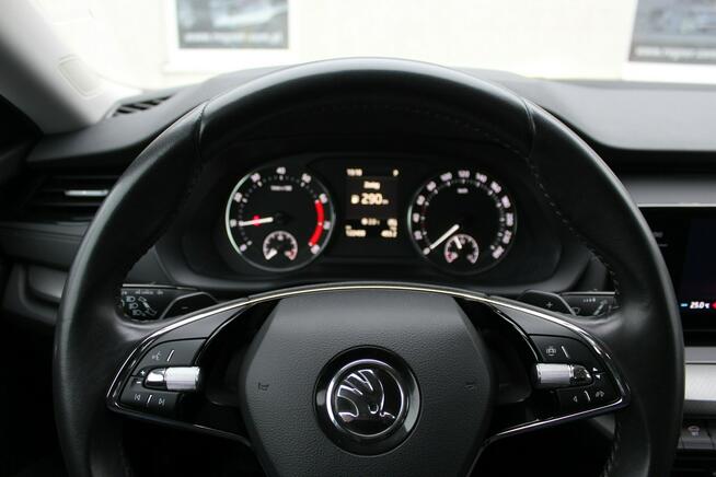 Škoda Octavia Automat SalonPL FV23% Ambition 1WŁ Kamera LED Tempomat Gwarancja