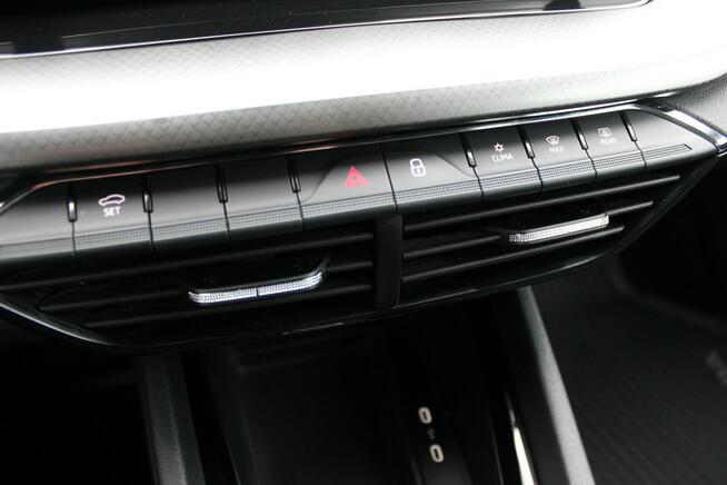 Škoda Octavia Automat SalonPL FV23% Ambition 1WŁ Kamera LED Tempomat Gwarancja