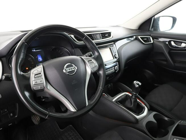 Nissan Qashqai navi klima auto kamera i czujniki parkowania grzane fotele