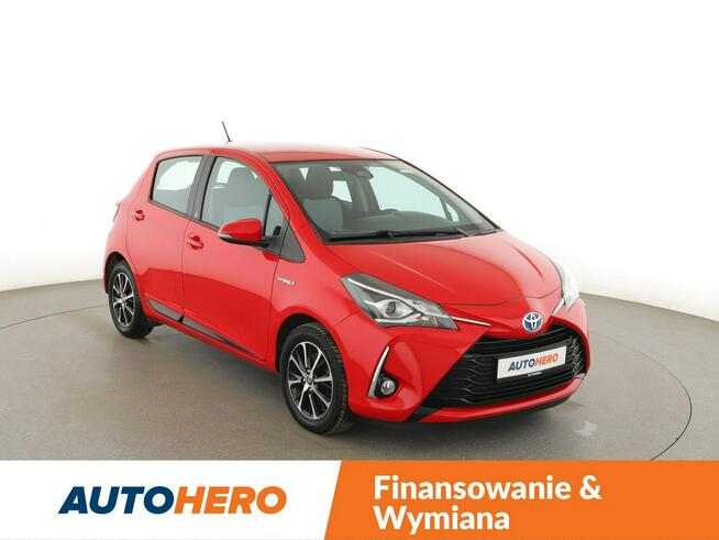 Toyota Yaris hybryda automat kamera klima-auto. Bluetooth tempomat