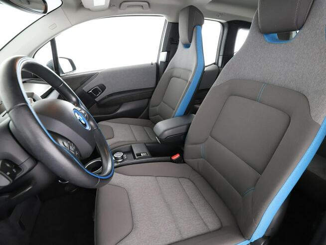 BMW i3 Navi, Podg.fotele, Bluetooth PDC, klima