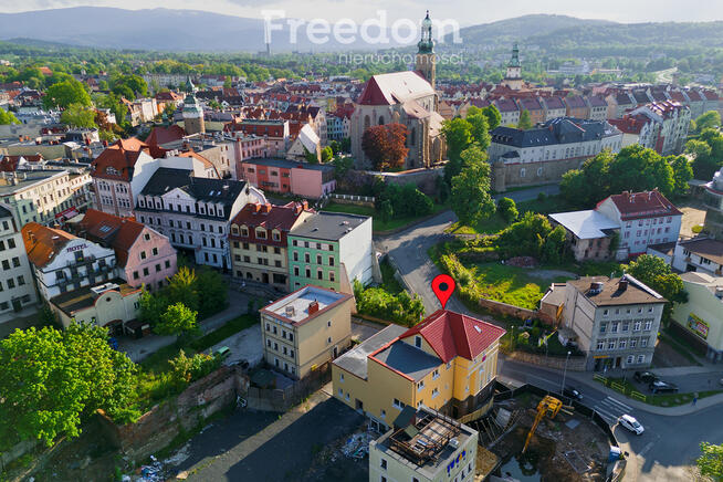 2M w stan deweloperski, centrum Jeleniej Góry!