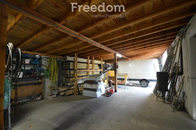 Działka z utwardzonym placem pod branże budowlaną