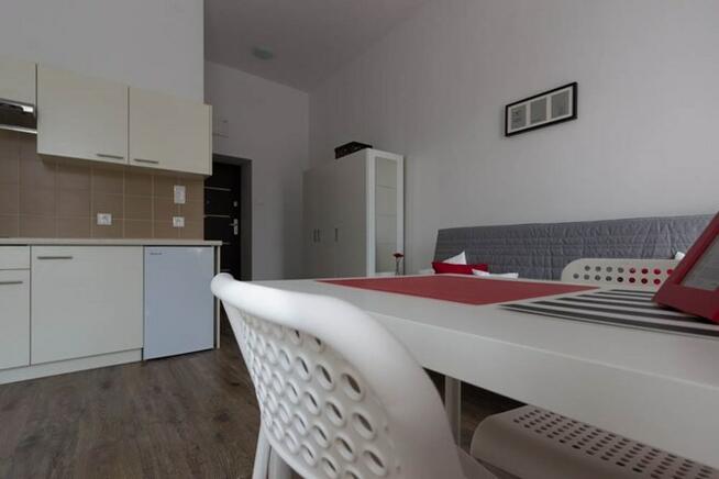 Słoneczna kawalerka na Górnej, ul. Pabianicka 35