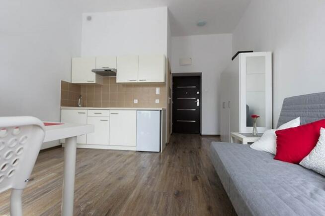 Słoneczna kawalerka na Górnej, ul. Pabianicka 35