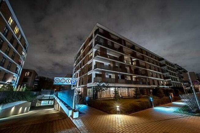 2 pokoje z miejscem w garażu, Obrońców Tobruku 31