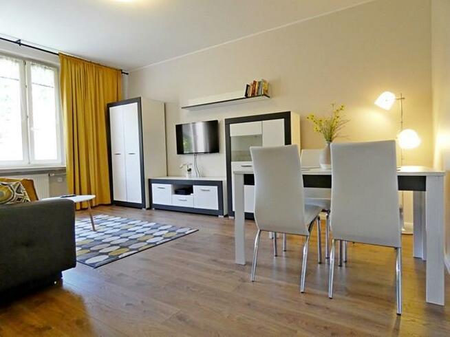 Słoneczna kawalerka w zielonej okolicy- Odyńca 63A