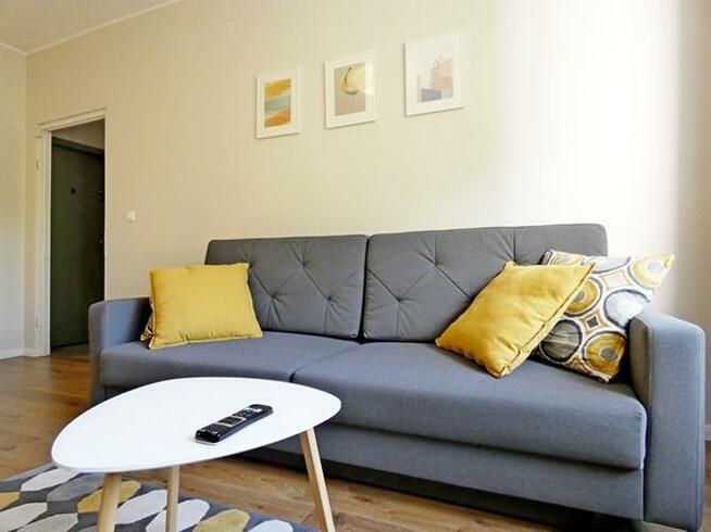 Słoneczna kawalerka w zielonej okolicy- Odyńca 63A