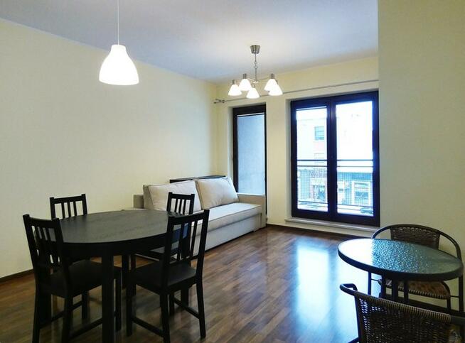 Żeligowskiego 43, Polesie, 2 pokoje, mp. w garażu