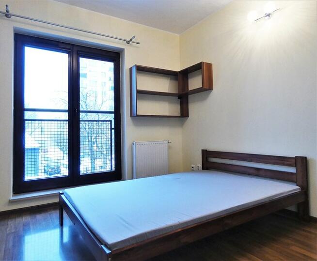 Żeligowskiego 43, Polesie, 2 pokoje, mp. w garażu