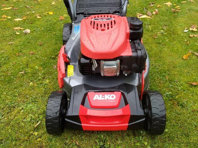 Sprzedam markową kosiarkę Al-ko 51cm z napędem.