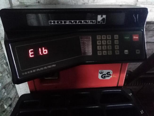 Witam sprzedam wyważarkę do kół Hofman