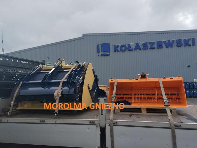 Piaskarka posypywarka komunalna samozaładowcza FK MACHINERY