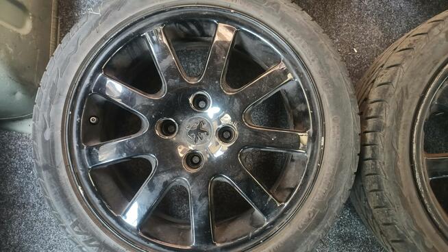 Peugeot 207 – Oryginalne aluminiowe felgi 16