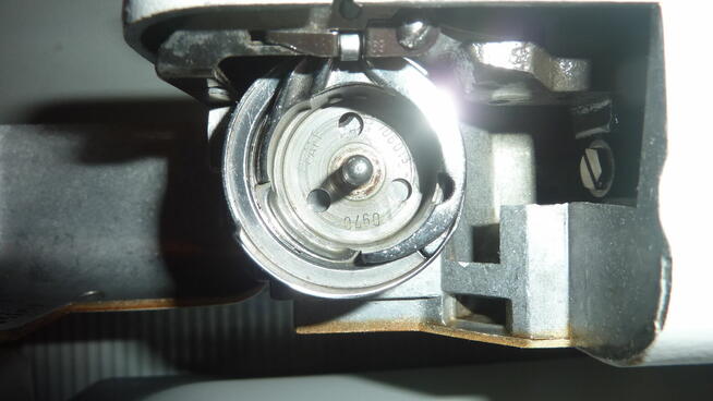 Niemiecka, walizkowa, profesjonalna maszyna do szycia PFAFF 85