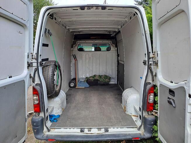 Tani transport bus Renault Master